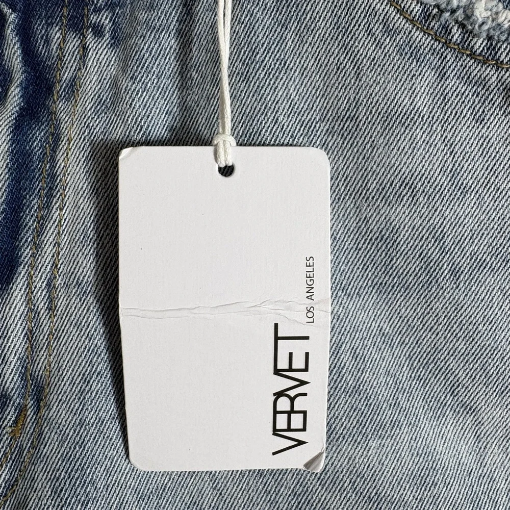 Vervet Sienna Super High Rise Distressed Denim Shorts Frayed Hem Light Wash L - Picture 6 of 10